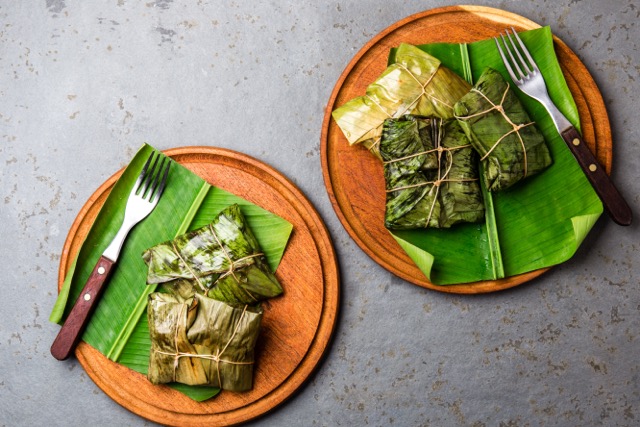 colombian-central-american-food-tamales-wrapped-2023-11-27-05-20-58-utc de tamaño mediano